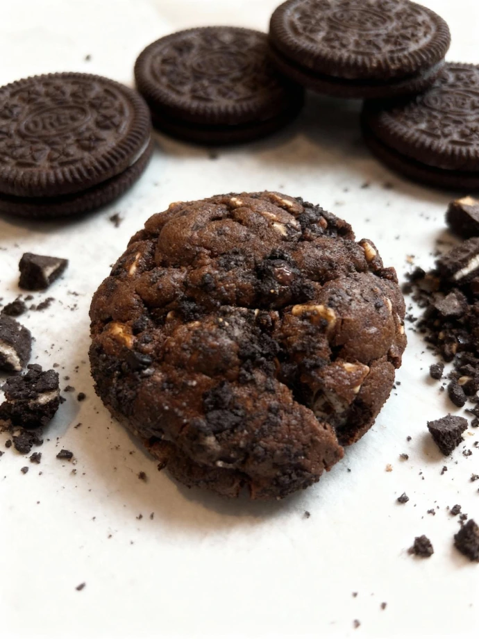 Cookies &amp; Cream Chocolate